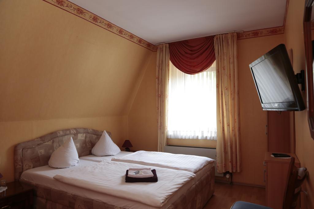Hotel Sessellift Coblença Quarto foto